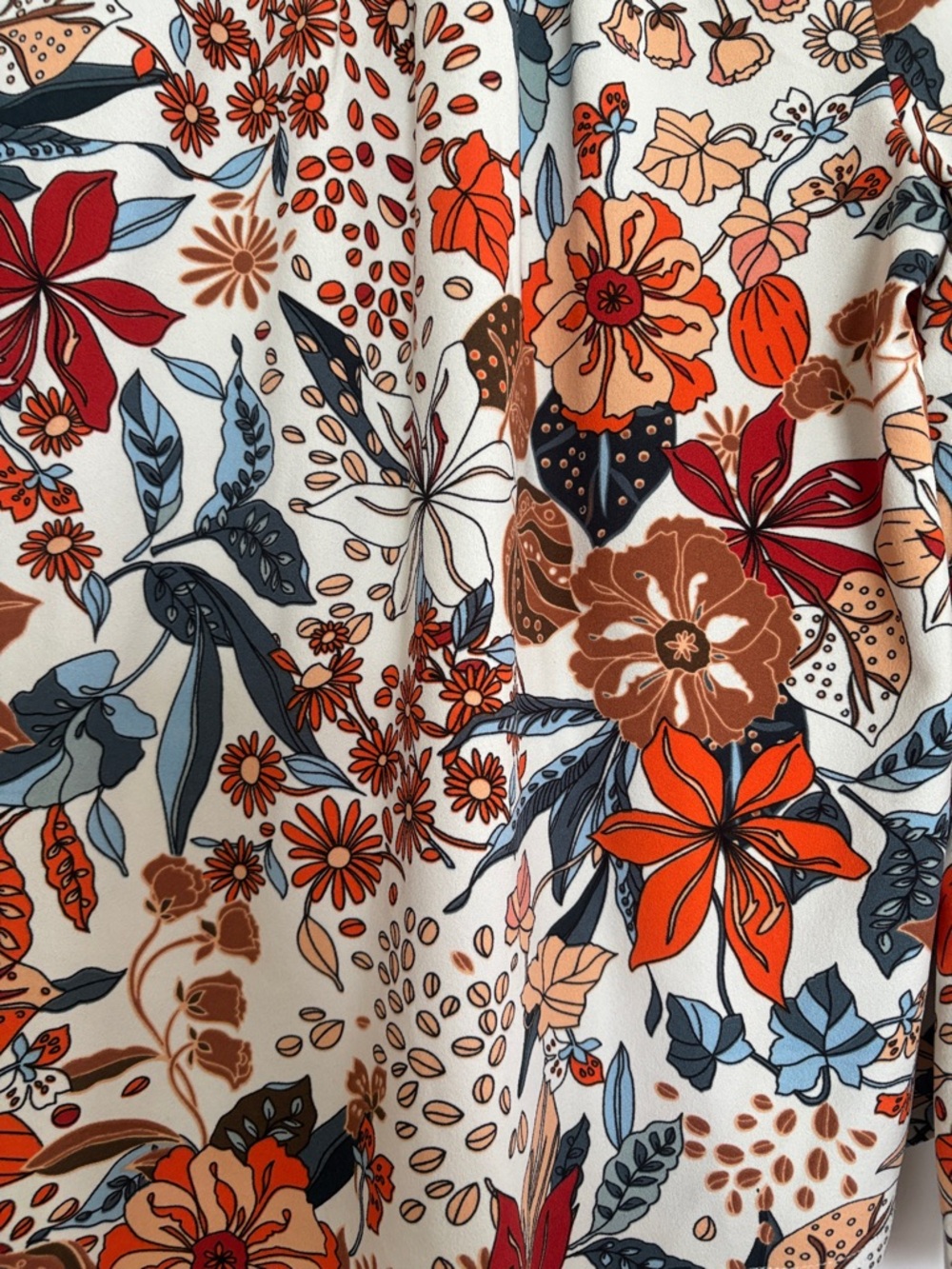 MELLODAY Cream Blouse with Rust, Brown and Blue Floral Print - Picture 3 of 4